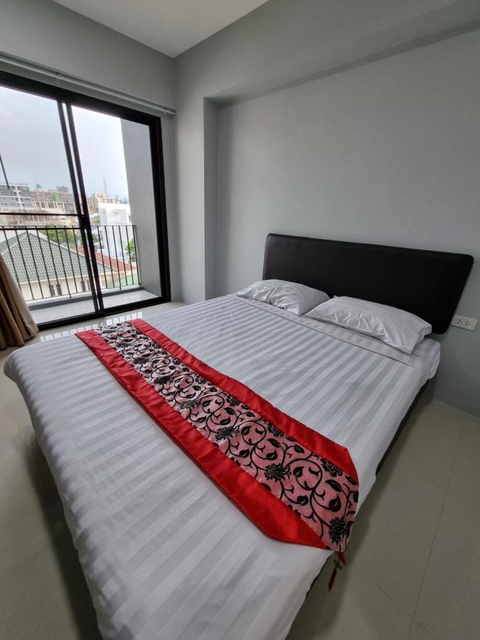 Tiara Place Bangkok Exterior photo